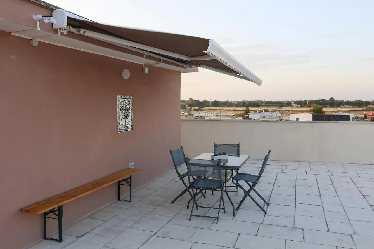 Innuendo La Terrazza House 레체 0*,